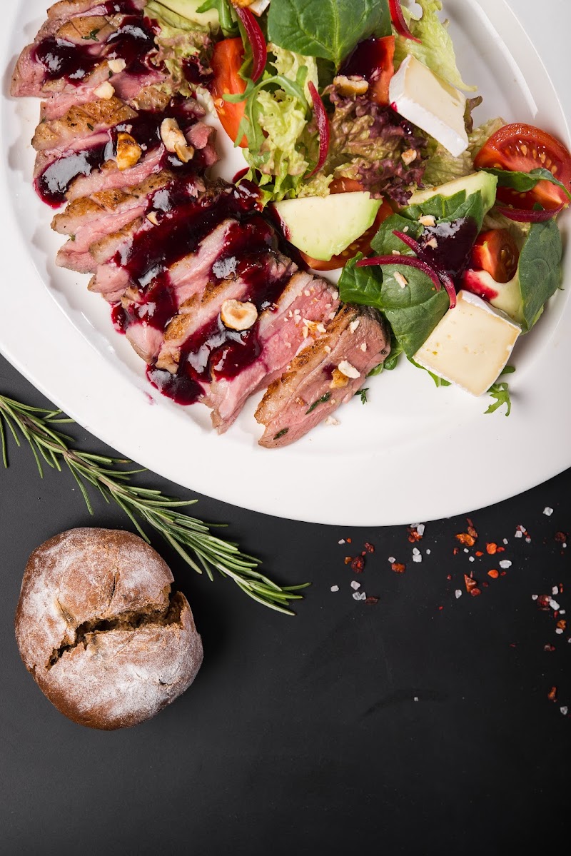 М'ясний ресторан BEEF&CAKE